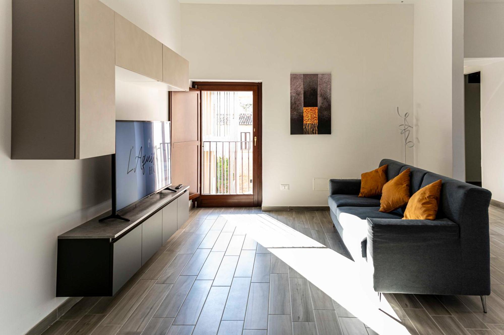 L'Aquila Home 'Il Comfort In 4 Camere' エクステリア 写真